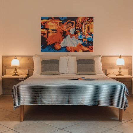 Tenuta Masseria & Spa Chicco Rizzo 스테르나티아 외부 사진
