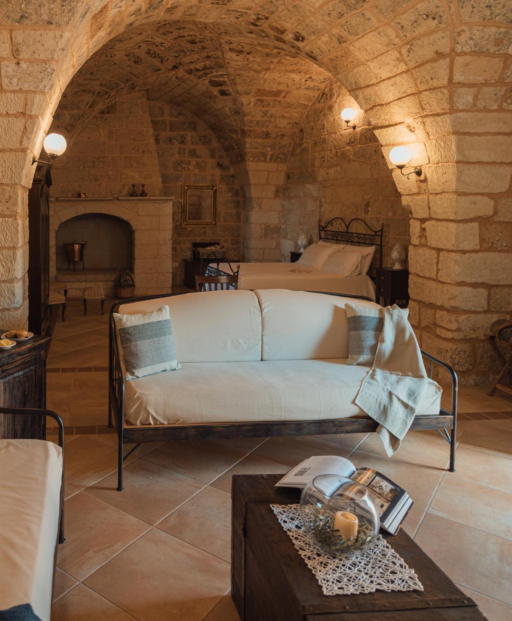 Tenuta Masseria & Spa Chicco Rizzo 스테르나티아 외부 사진