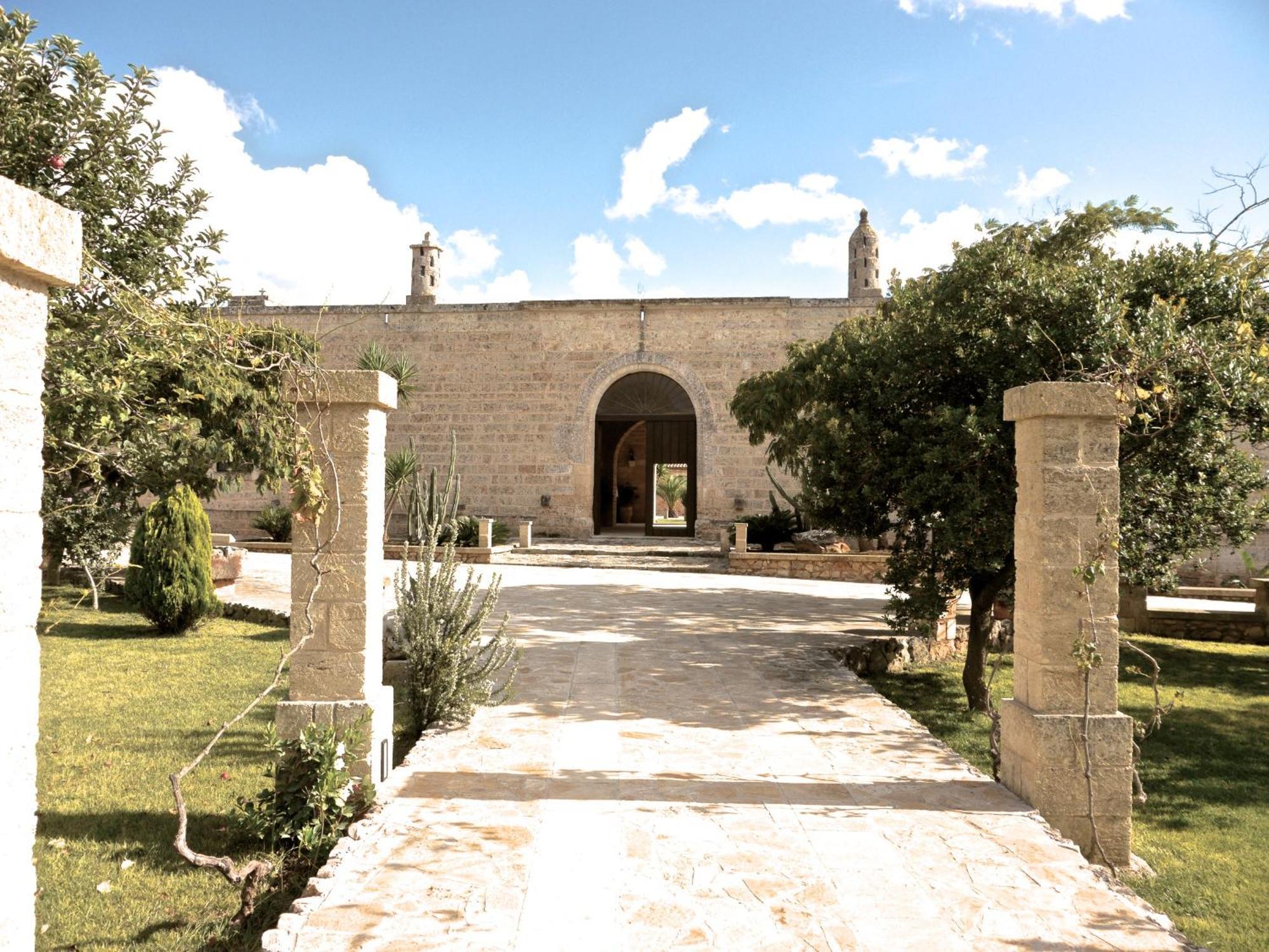 Tenuta Masseria & Spa Chicco Rizzo 스테르나티아 외부 사진
